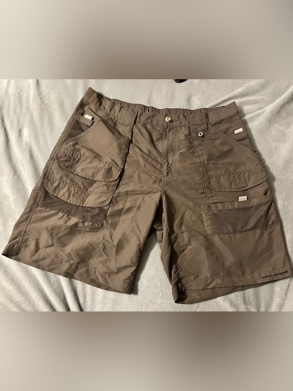 Columbia Men's Brown Olive Cargo Shorts